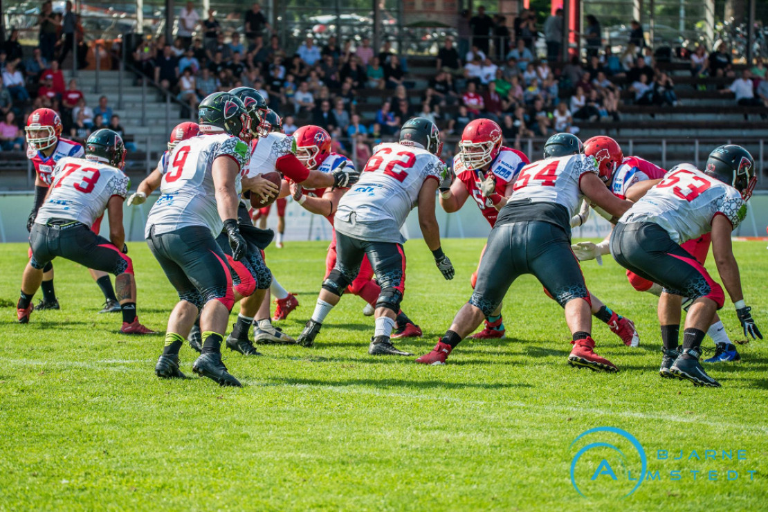 Knaller-Start am "Buni" gegen Vizemeister-Solingen