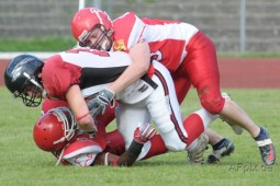 26:7 - Cougars holen Falcons vom Himmel